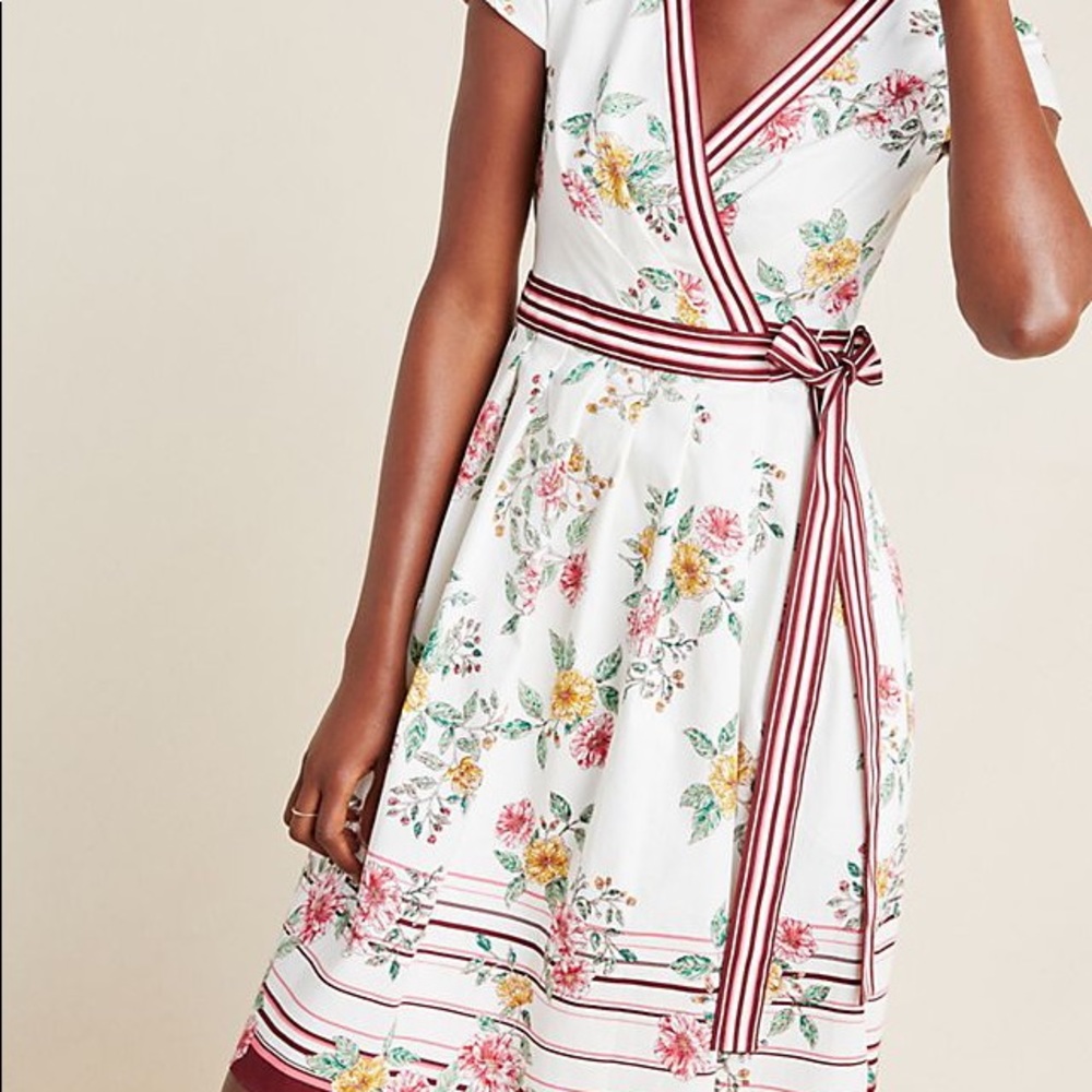 *Gal Meets Glam* NWT Teresa Dress
